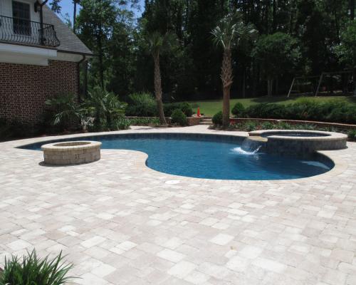 Tifton swimming pool builders showcasing a custom pool layout.